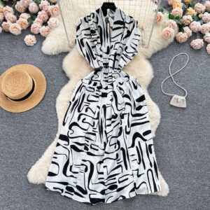 Black & White Abstract Lines Midi Dress
